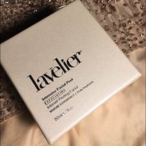 LAVELIER intensive facial Peel exfoliating New never opened, best in the world!